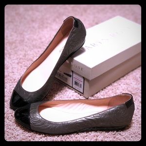 Taryn Rose Leather Ballet Flat New in Box 8.5